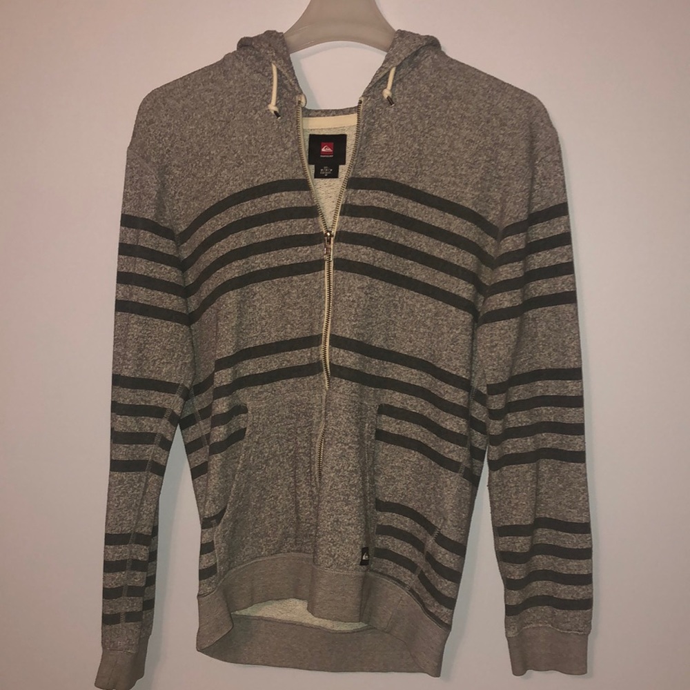 Quicksilver Hoodie Size Medium.